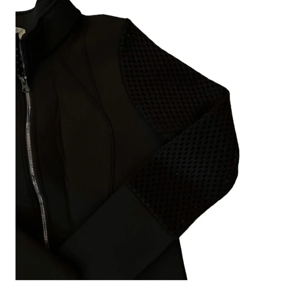 ‼️WOW‼️ALO‼️Yoga Black Jacket‼️‼️‼️NWOT‼️‼️‼️